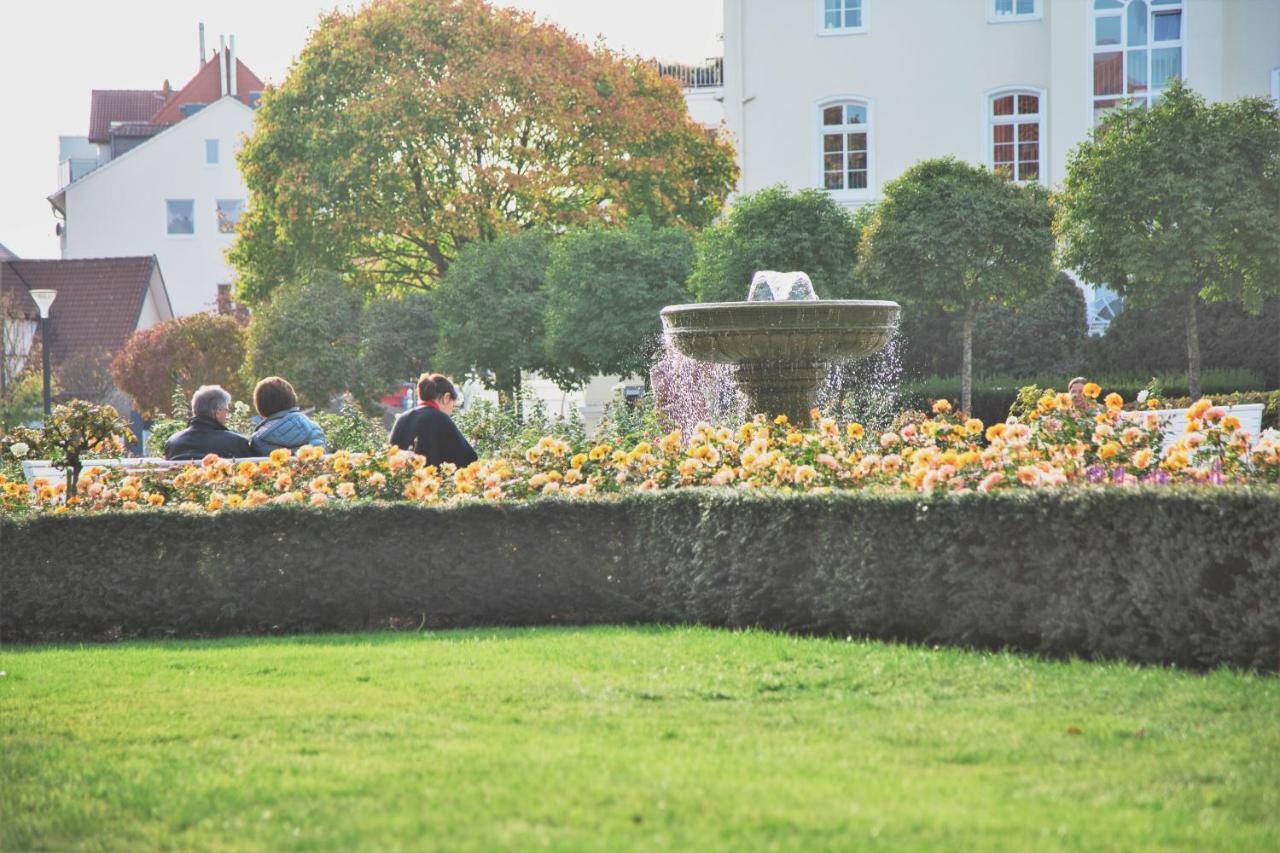 Villa Zur Schoenen Aussicht Bad Salzuflen Esterno foto
